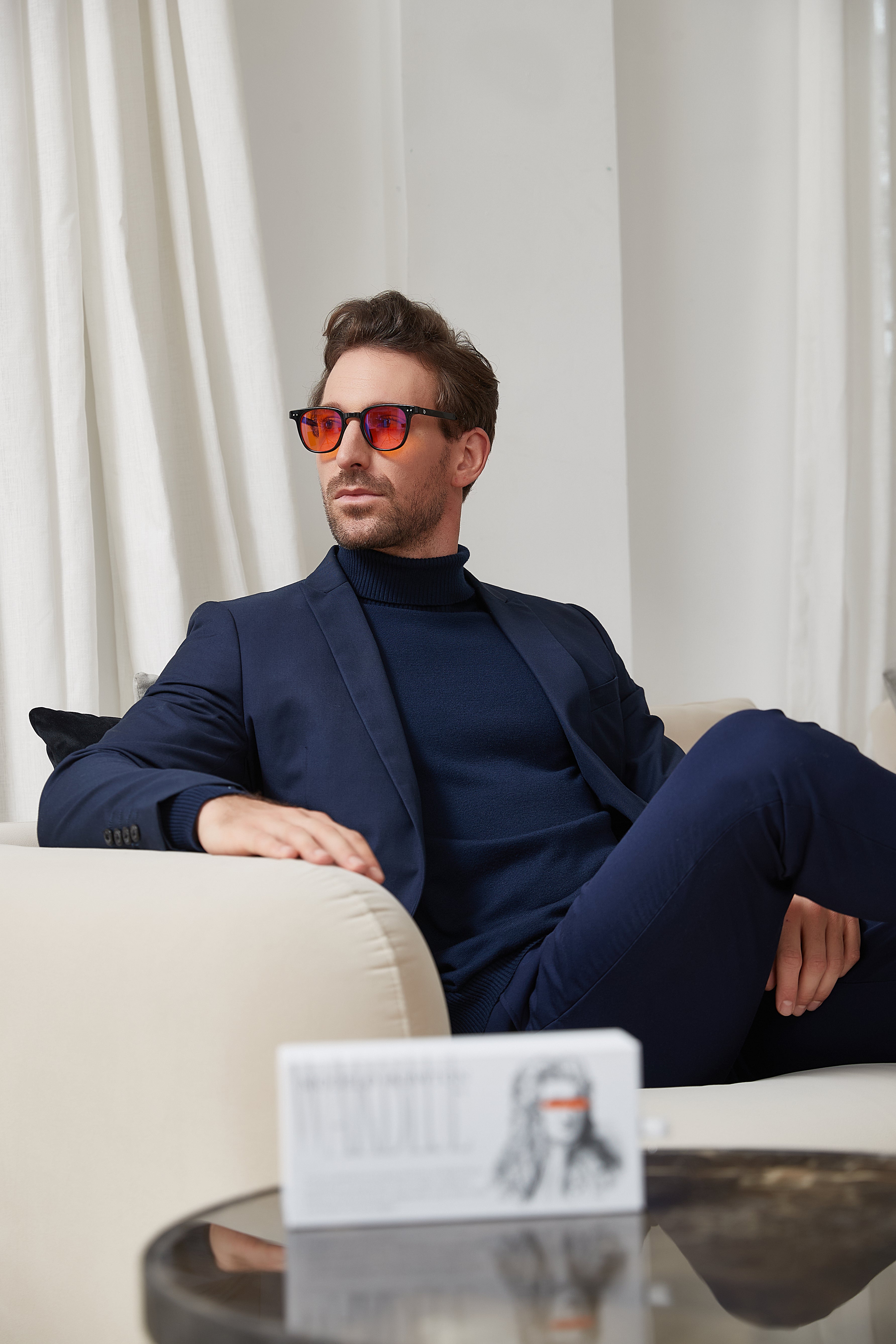 Newton – Focus Glasses · Daytime Protection