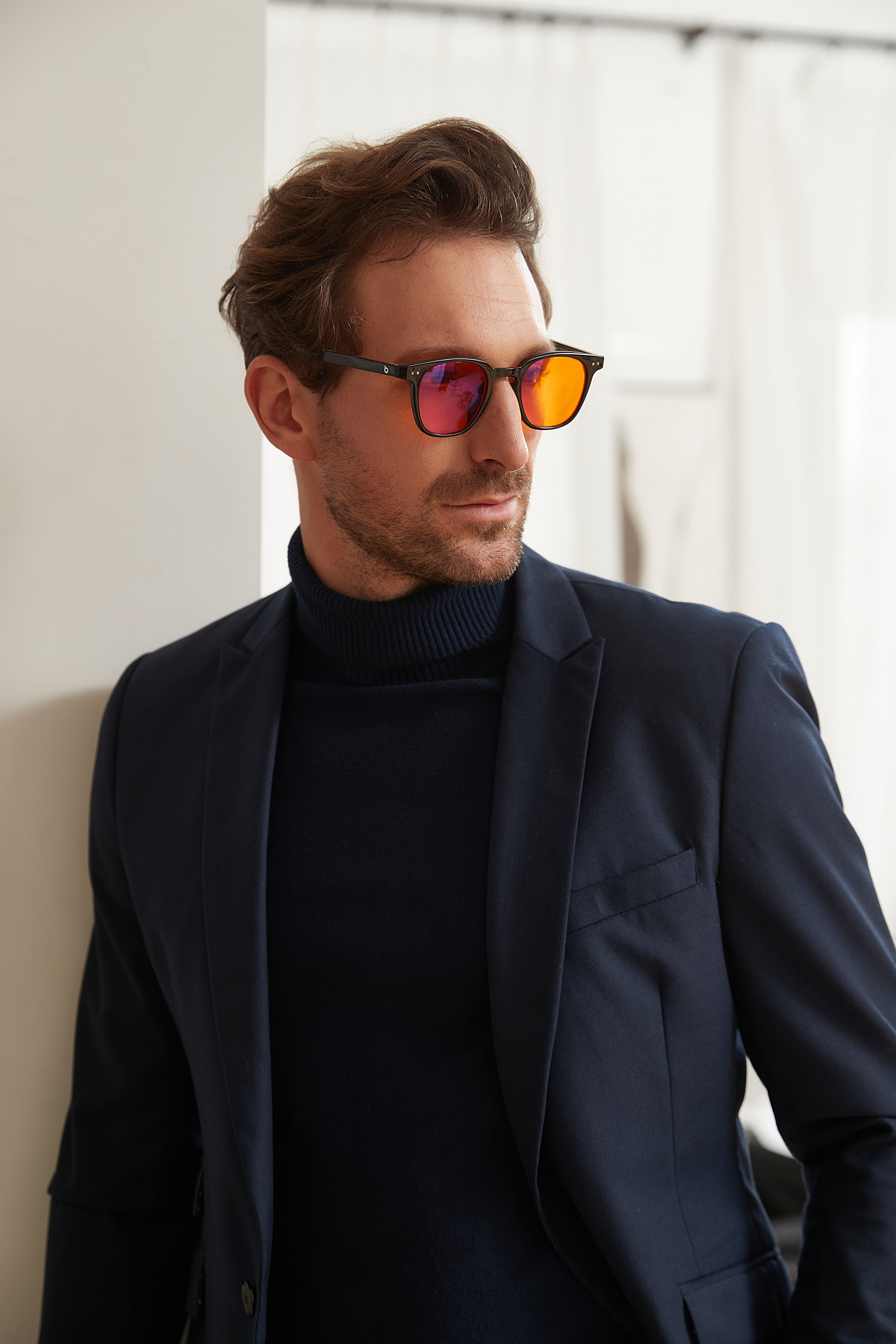 Newton – Focus Glasses · Daytime Protection