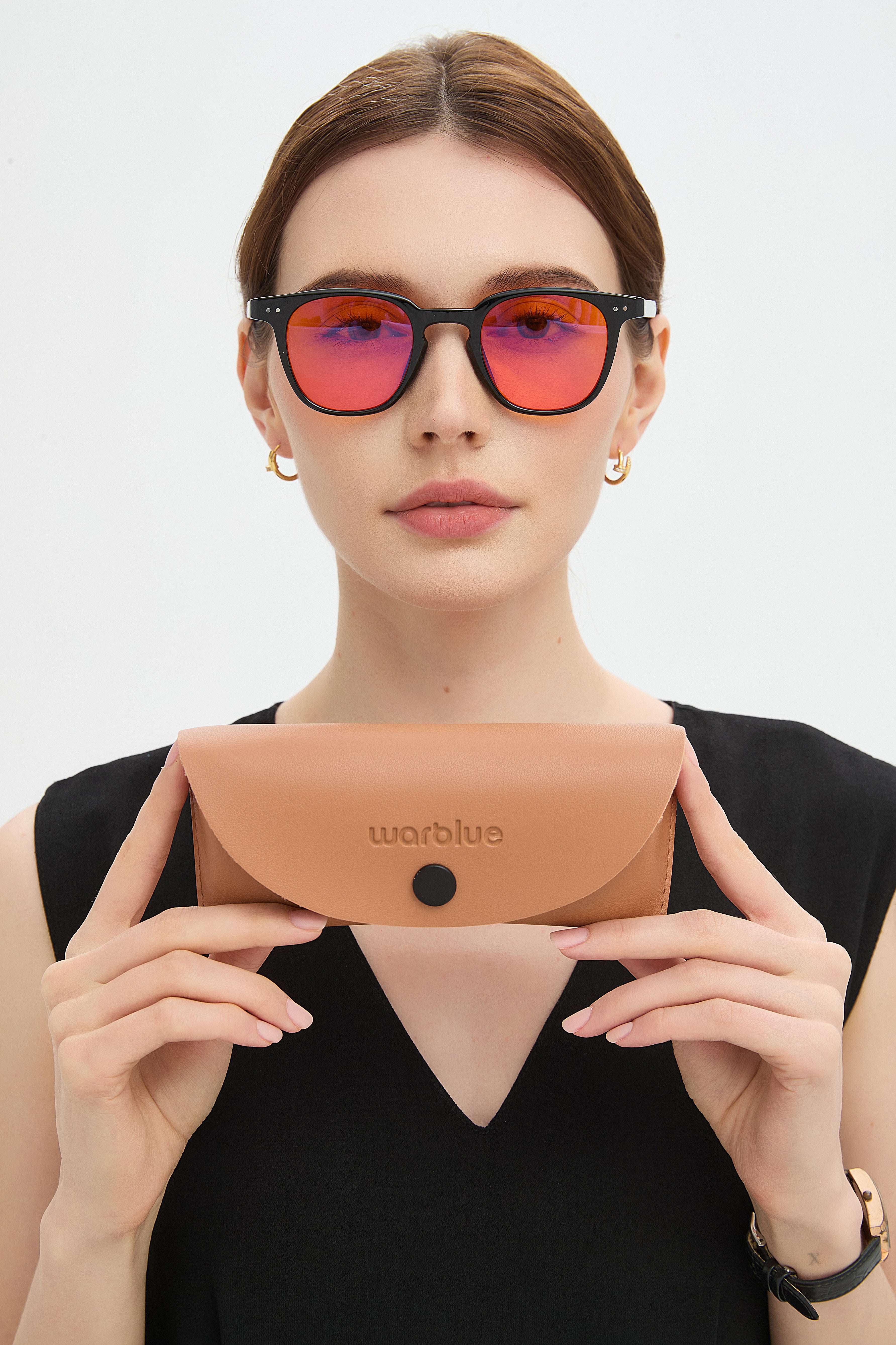 Newton – Focus Glasses · Daytime Protection